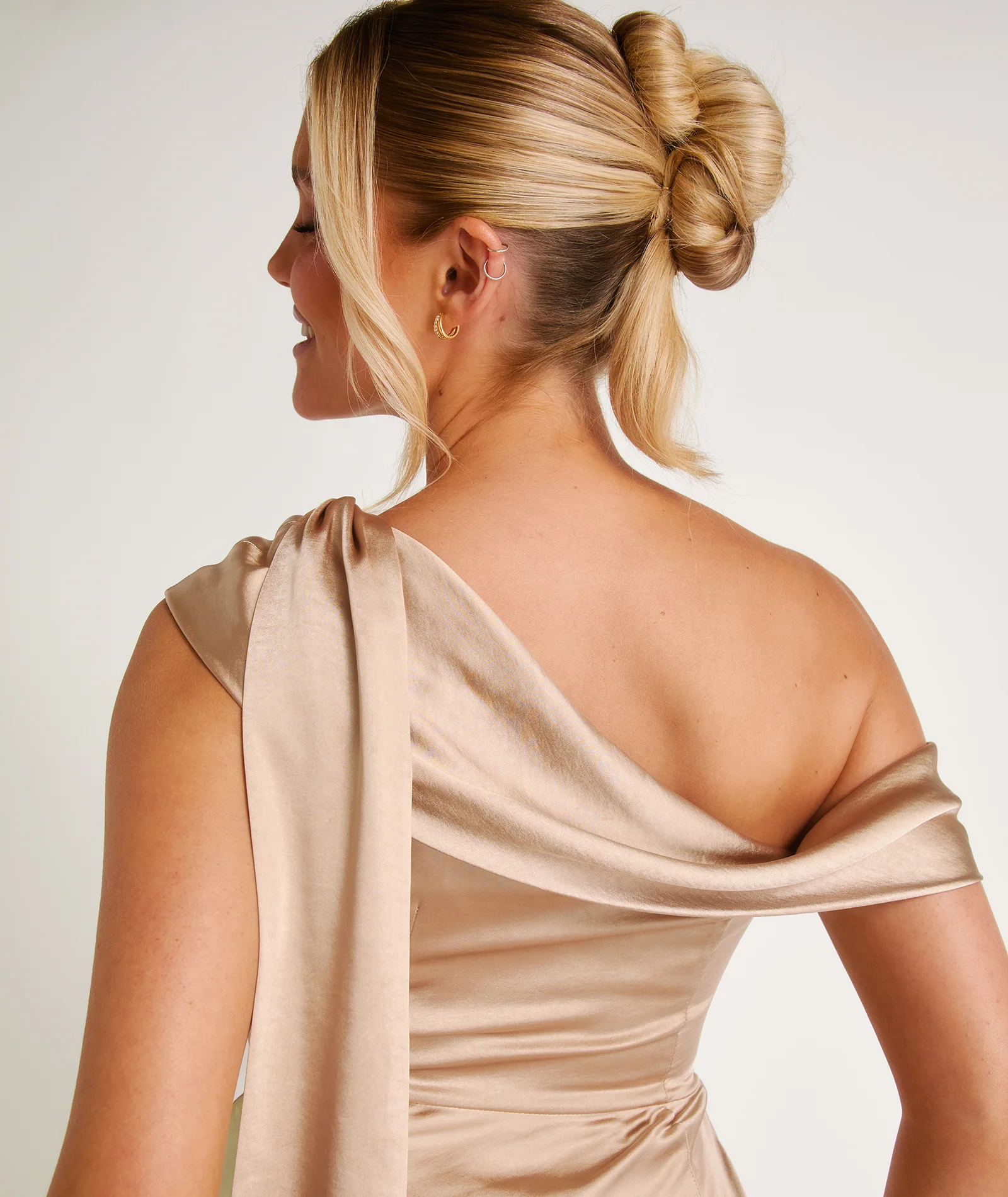 One Shoulder Drape Satin Bridesmaid Dress - Champagne - Image 3